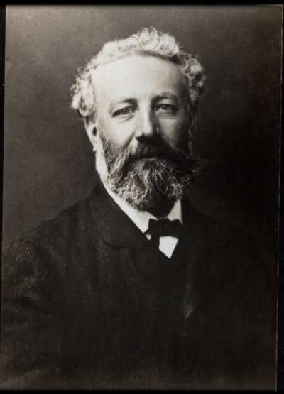 Porträt von Jules Verne (1828-1905), französischer Schriftsteller von French Photographer